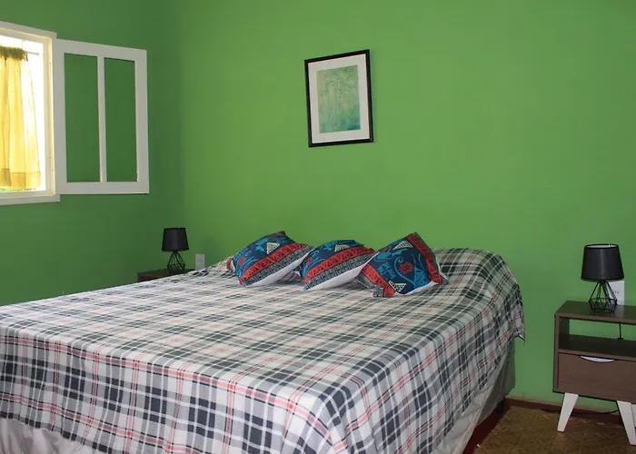 Casas Caminho Do Meio